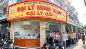 cach-chon-dai-ly-ve-so-uy-tin-nhat